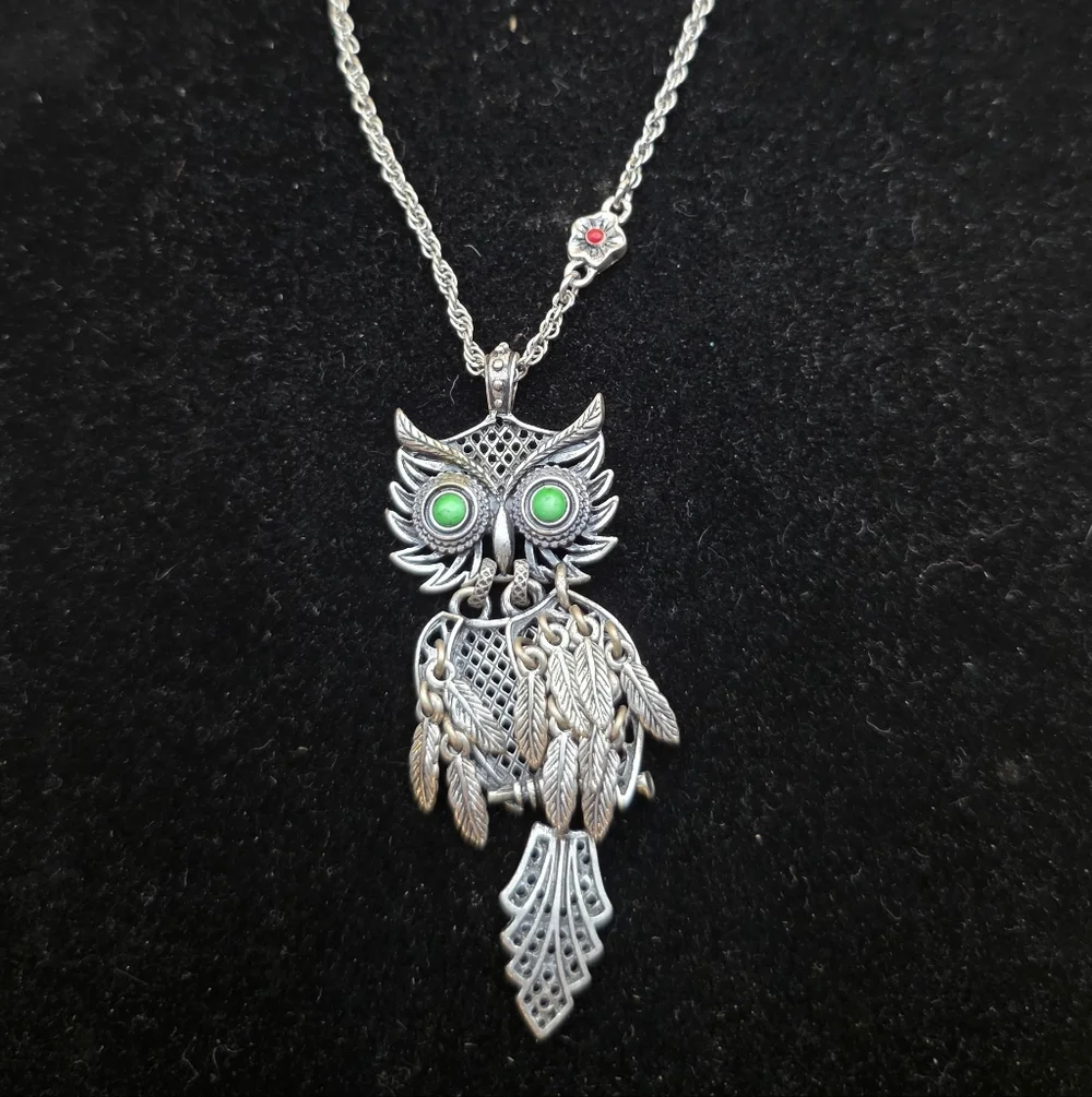 "Dreamcatcher" Articulated Owl Necklace - Picture 2 of 5